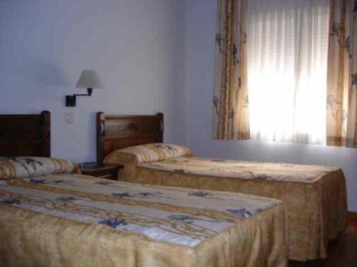 Hostal Cruz Verde Navalcarnero Ruang foto