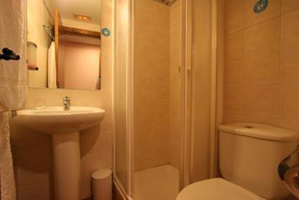 Hostal Cruz Verde Navalcarnero Bagian luar foto